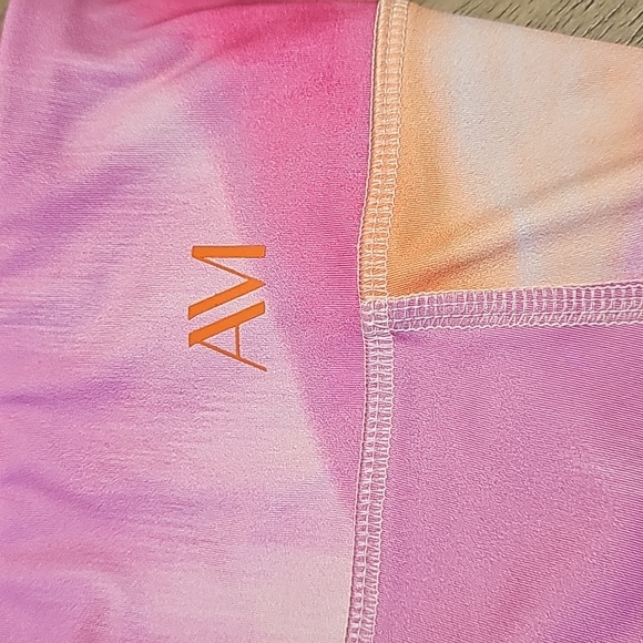 Adore Me Lotus Crossover High Rise 7/8 Leggings size Small - Picture 2 of 9